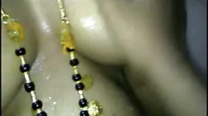 ජෙසිකා ඇගේ කීර්තිමත් ආදරයට මග පාදයි