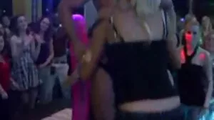 BRAZZERS වයිට් මහත්මියගේ යෝග කලිසම් ඉරා 4 ගුදය